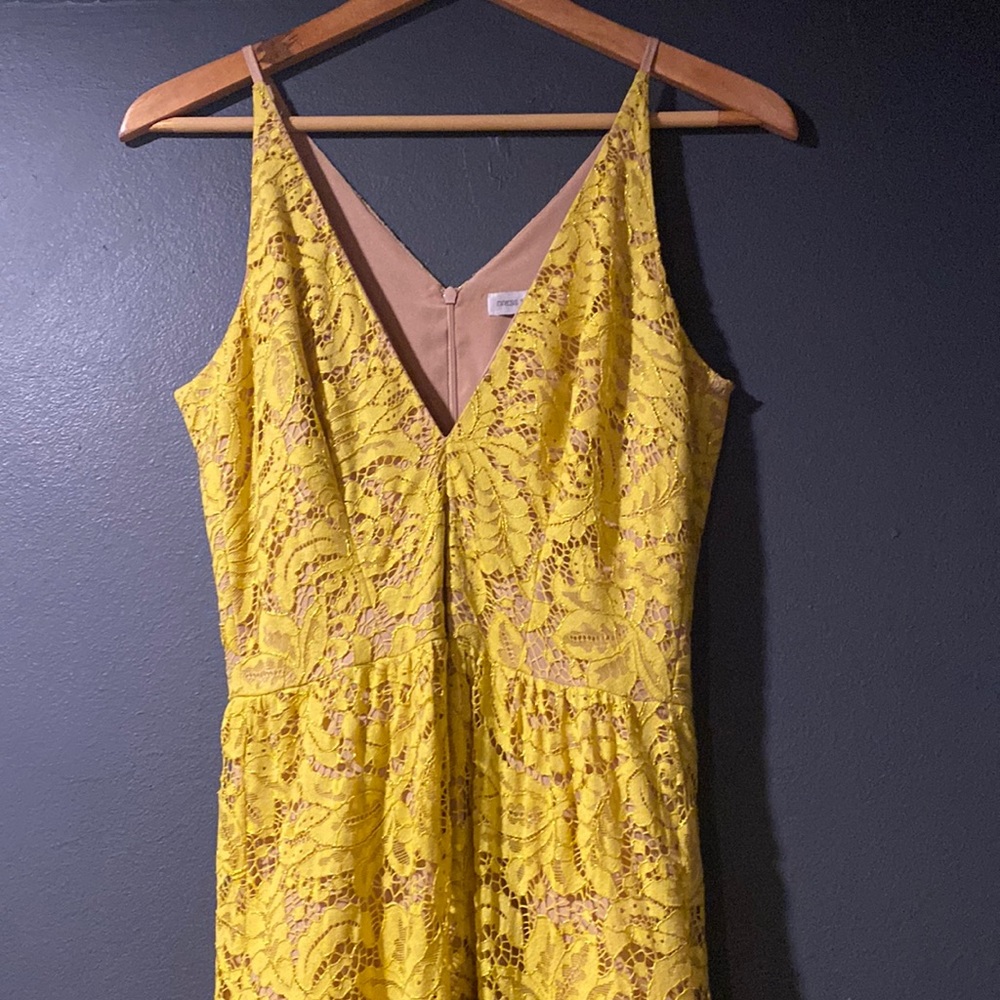 Dress the Population Yellow lace dress